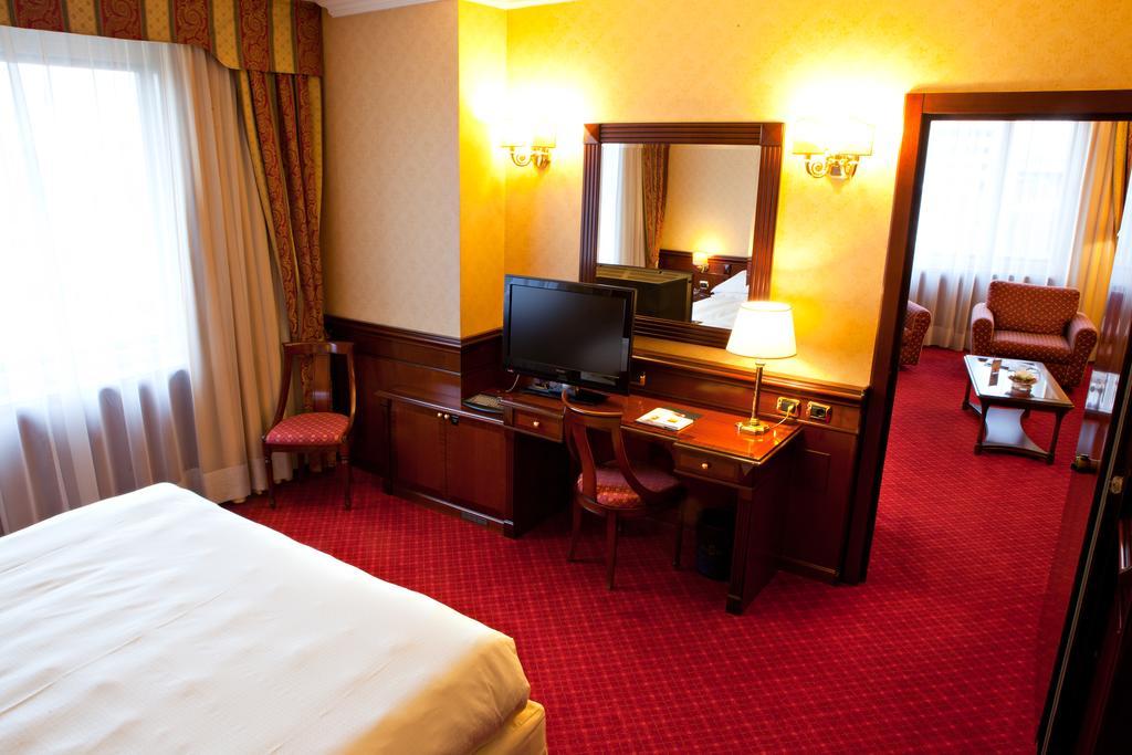 Atahotel Executive Milan Room photo